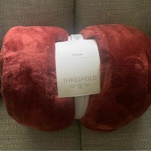 Threshold - 50x70 Oversized Soft Plush Primalush Throw Blanket